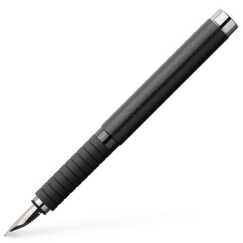 Ручка перьевая Faber-Castell Essentio Black Leather корпус черная кожа, перо F, 148831