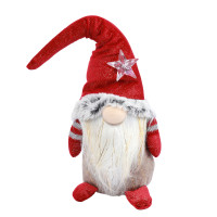 Новогодняя мягкая игрушка Novogodko Гном в красном, 37 см, LED звезда